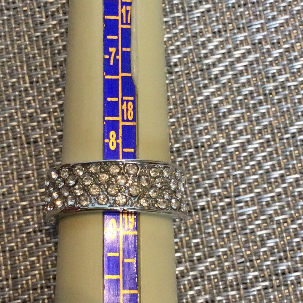 Statement Ring - Picture 6 of 6